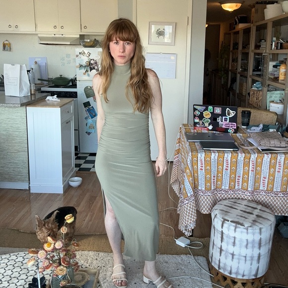 Meet your Posher, Carly - Picture 6 of 13